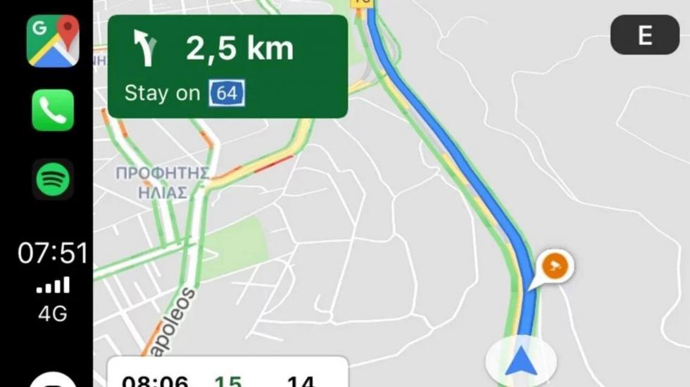 Στο Google Maps τα πορτοκαλί εικονίδια δείχνουν τις σταθερά τοποθετημένες κάμερες αναγνώρισης ταχύτητας.