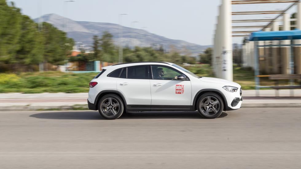 Σε μεγαλύτερες ταχύτητες, η ισχύος 163 ίππων Mercedes GLA χρειάστηκε μόλις 4,2 λτ./100 χλμ., καταγράφοντας τιμή που ανταγωνίζεται ευθέως ακόμη και τον full hybrid ανταγωνισμό (4ο στην λίστα).