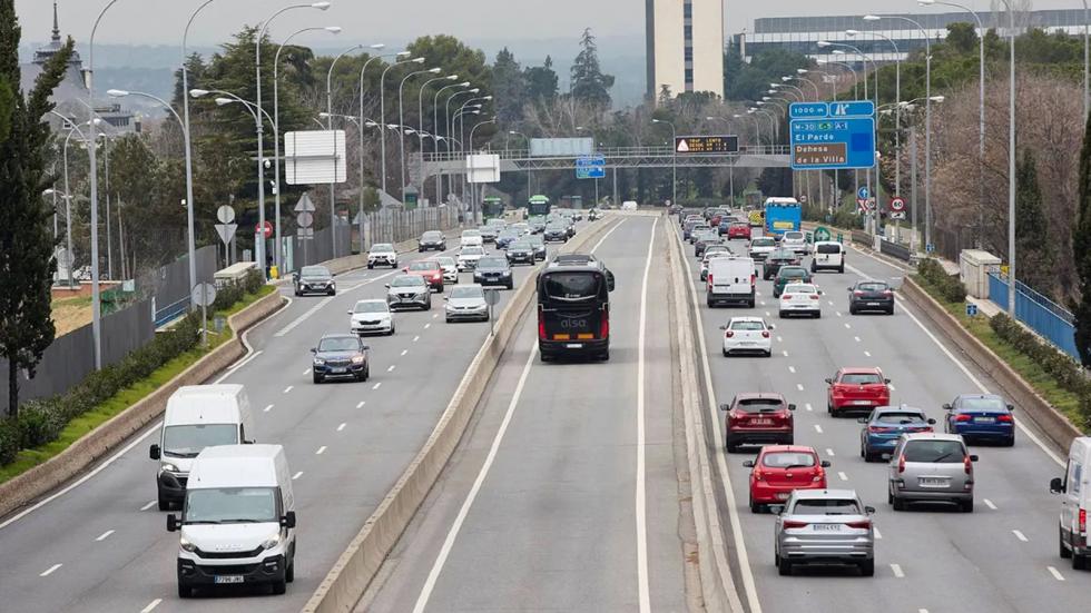 Πριβέ λωρίδα για γεμάτα οχήματα στον «Κηφισό» της Μαδρίτης!