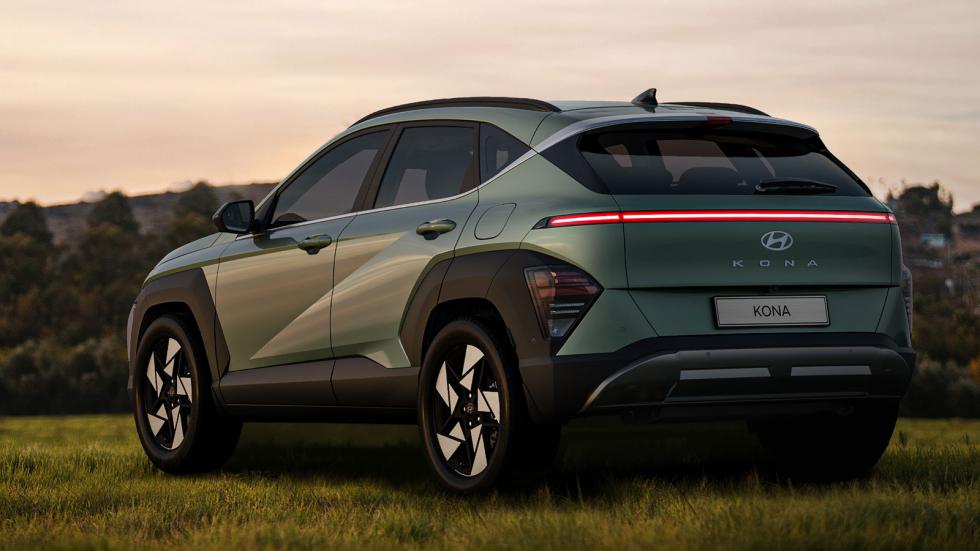 Νέο Hyundai Kona: Σε βενζίνη και υβριδικό με έως 198 άλογα 