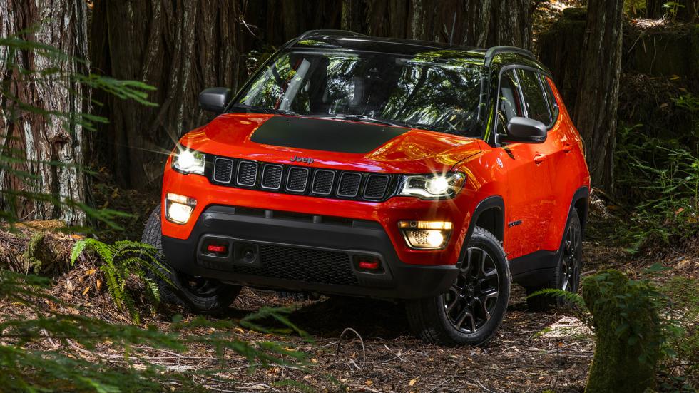 Η νέα γενιά του Jeep Compass αποτελεί ένα σχεδιαστικό συνονθύλευμα από τα Cherokee, Grand Cherokee και Renegade.