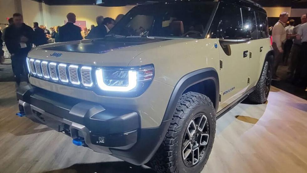 Πρωταγωνιστές σε εκδήλωση τα ηλεκτρικά Jeep Recon και Wagoneer