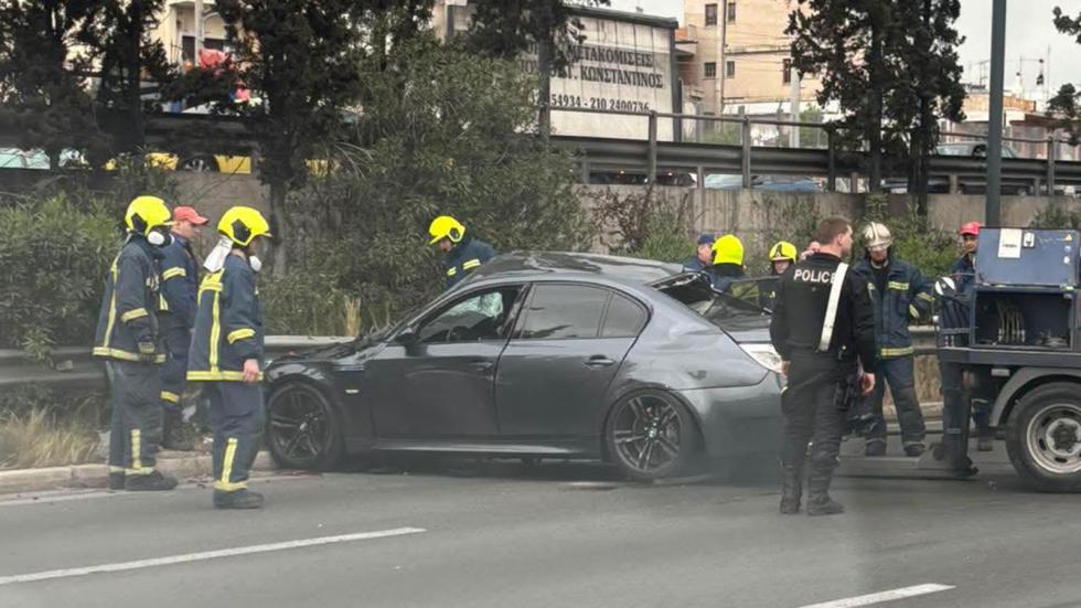 Καραμπόλα με 4 οχήματα στον Κηφισό - Μποτιλιάρισμα από τον Πειραιά