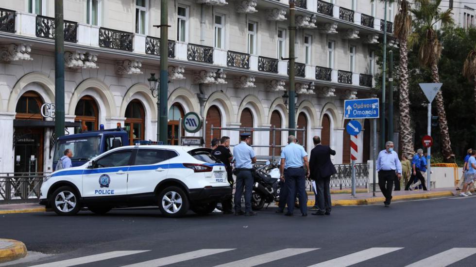 28η Οκτωβρίου: Κλειστοί δρόμοι σε Αθήνα, Πειραιά – Τι ισχύει στα ΜΜΜ