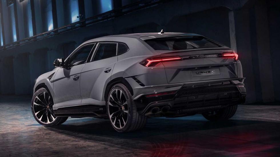 Νέα Lamborghini Urus S: «Βασική» αλλά διαβολική με 666 ίππους