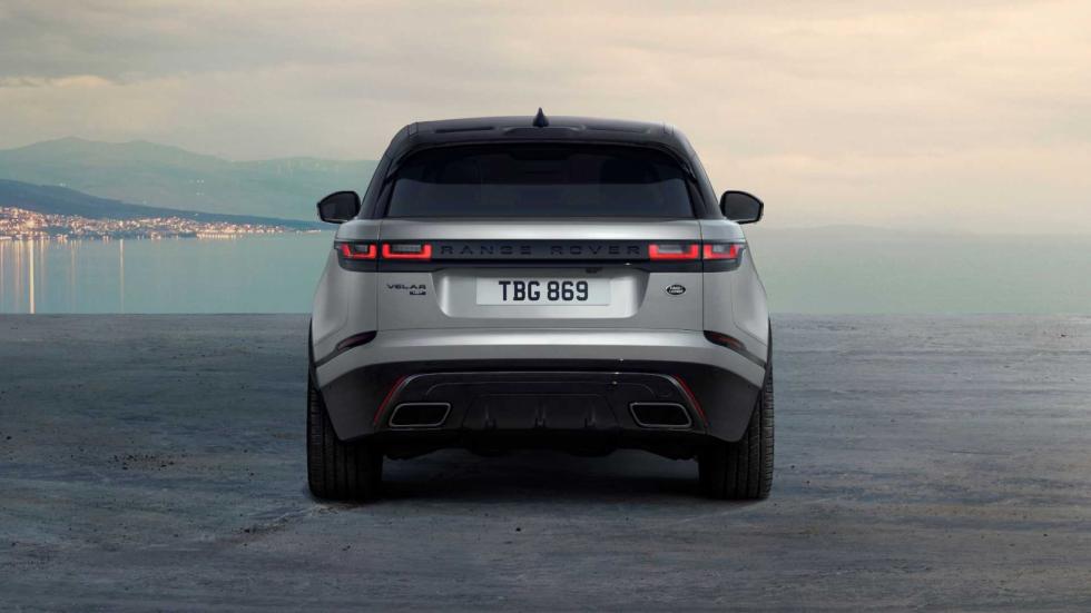 Νέο «μαυρισμένο» Range Rover Velar HST