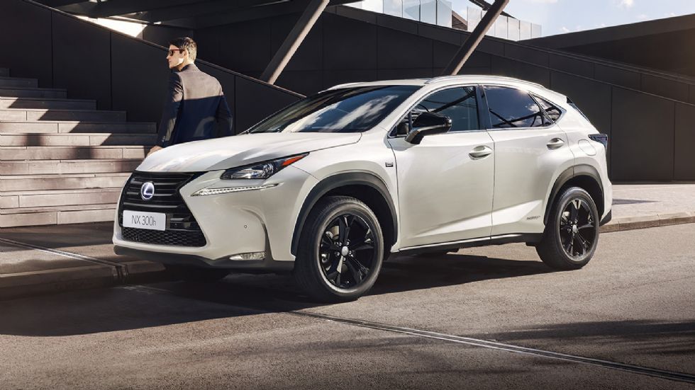 Στο Παρίσι έκανε ντεμπούτο η έκδοση Sport του Lexus NX, η εμπορική διάθεση της οποίας θα ξεκινήσει αυτόν το μήνα.