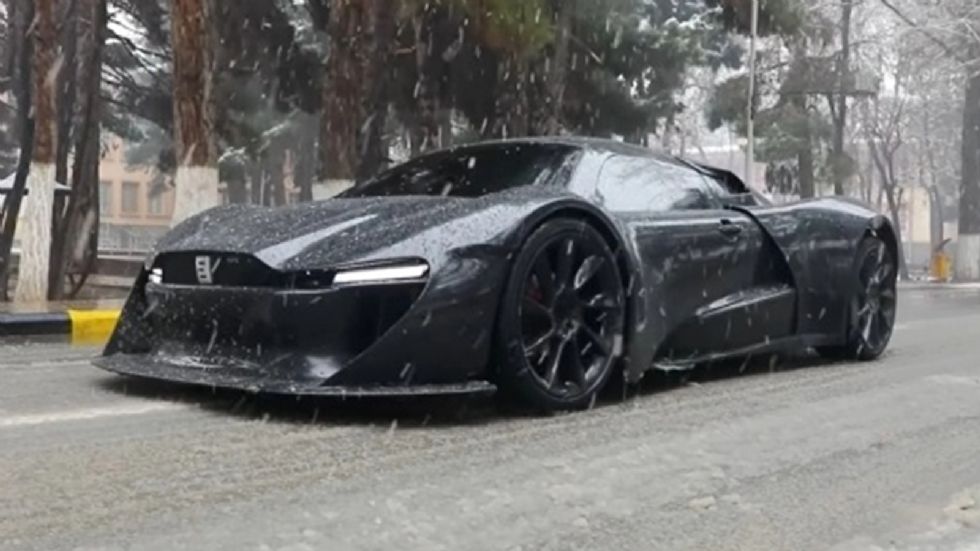 Mada 9: Oι Ταλιμπάν έφτιαξαν το πρώτο supercar από το Αφγανιστάν