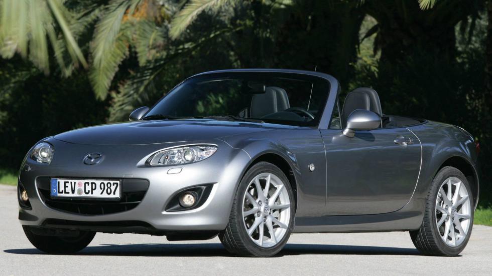 Η τρίτη γενιά του Mazda MX-5 ήρθε το 2005.