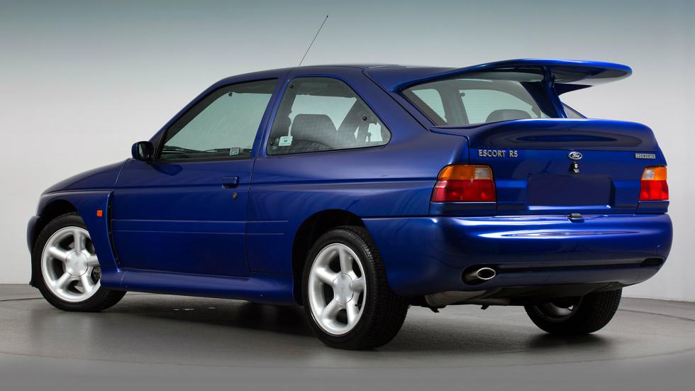 Ford Escort RS Cosworth: Το αντι-Sierra που σήμερα πιάνει 50+ χιλιάρικα!