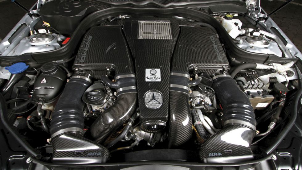 Η «καρδιά» της AMG E63 είναι ο V8 biturbo κινητήρας των 5,5 λίτρων με αλλαγμένα τα σωθικά.