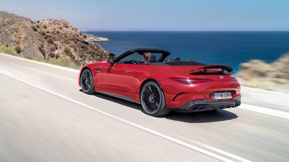 4κίνητη με V8 μοτέρ έως 585 ίππους η νέα Mercedes-AMG SL