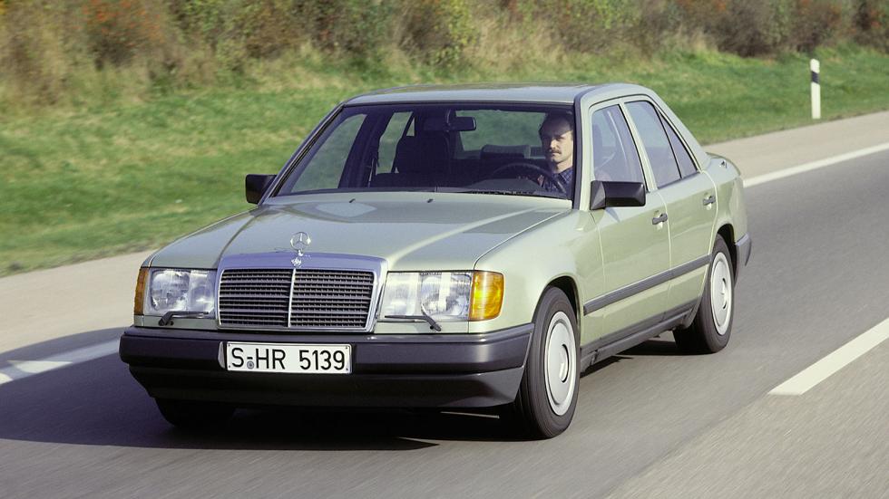 Mercedes: Αυτά είναι τα 8 πιο εμβληματικά μοντέλα των Γερμανών