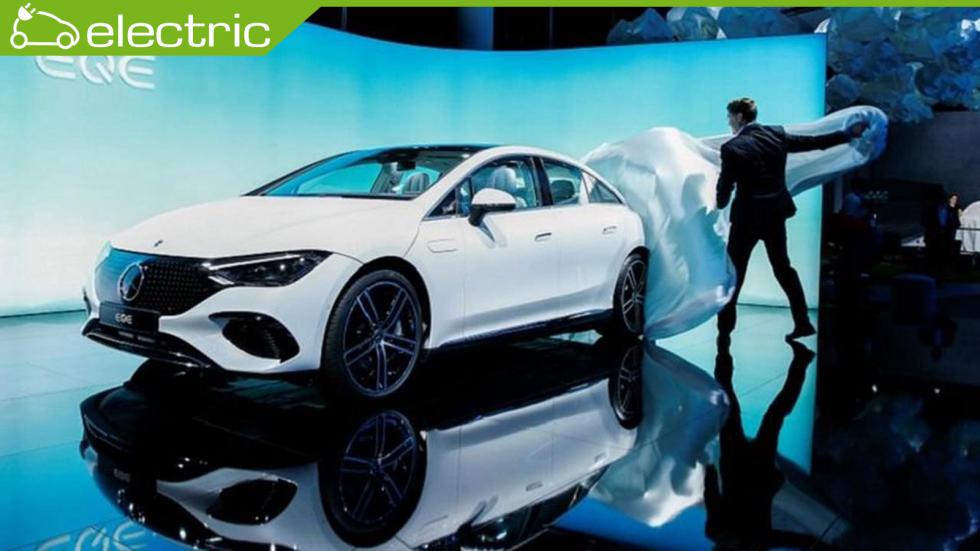 Τα «σκάει» για το 33% εταιρείας μπαταριών η Mercedes  