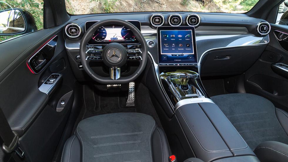 Mercedes GLC: Εξηλεκτρισμένη, με οθόνες S-Class και «διαφανές» καπό