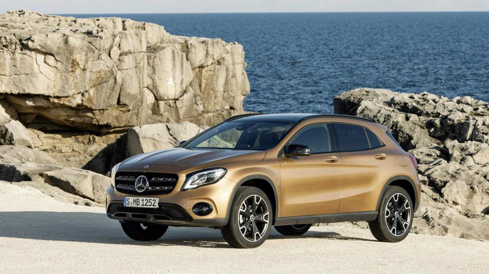 Αυτή είναι η νέα Mercedes GLA. 