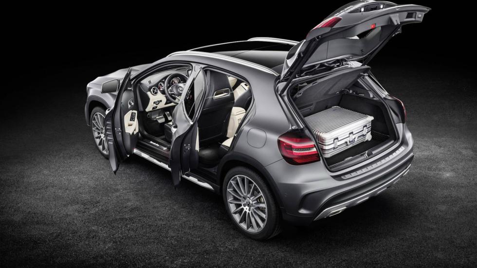 Αυτή είναι η νέα Mercedes GLA. 
