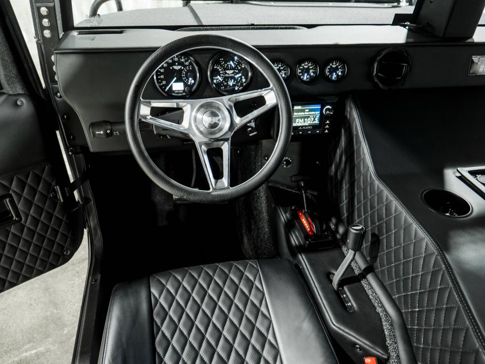 Το πανάκριβο Hummer H1 της Mil-Spec