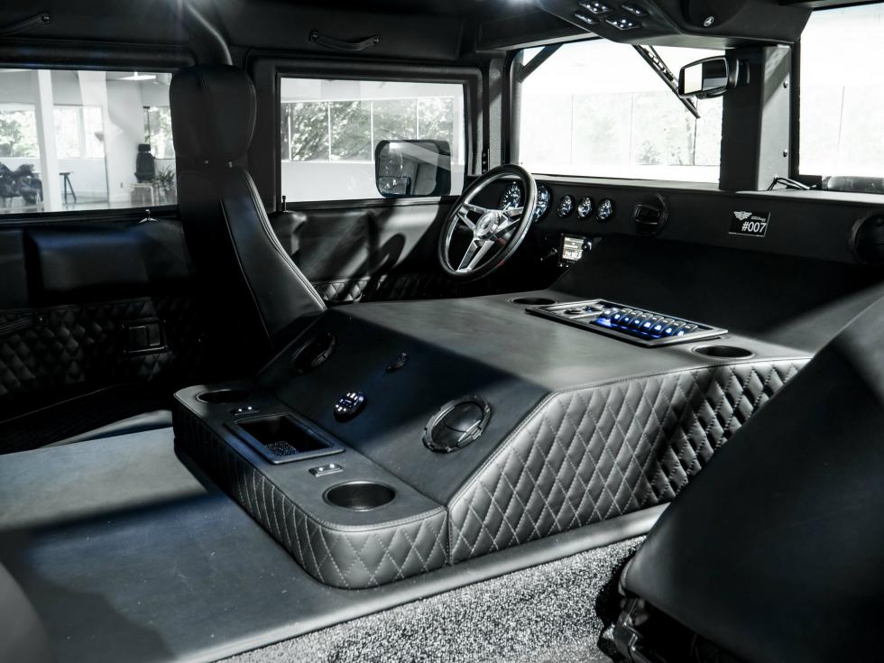 Το πανάκριβο Hummer H1 της Mil-Spec