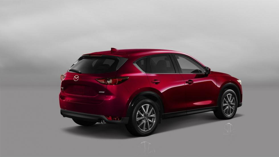 Βασισμένος στο μικρότερο CX-3 και το μεγαλύτερο CX-9 της Mazda, ο σχεδιασμός του νέου μοντέλου