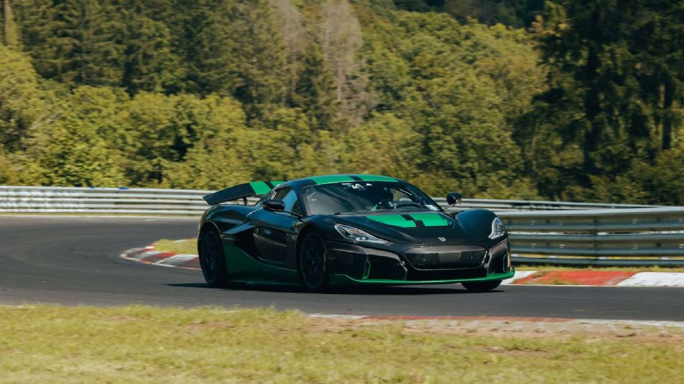 Η Rimac θα κυκλοφορήσει μια ειδική Time Attack έκδοση η οποία θα περιοριστεί σε 12 αντίτυπα.