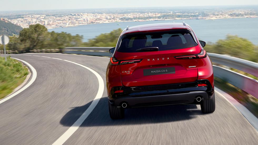 Νέο Mazda CX-5: Φρέσκια εμφάνιση, μεγαλύτεροι χώροι & λιγότερα κουμπιά