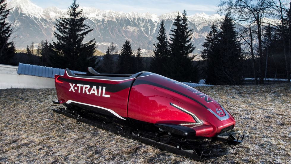 Το έλκηθρο Bobsleigh (ή Bobsled) είναι ένα ολυμπιακό άθλημα, στο οποίο συμμετέχουν ομάδες των 2 ή 4 ατόμων. Όλα αυτά μέχρι τώρα, καθώς η Nissan το έκανε 7θέσιο.