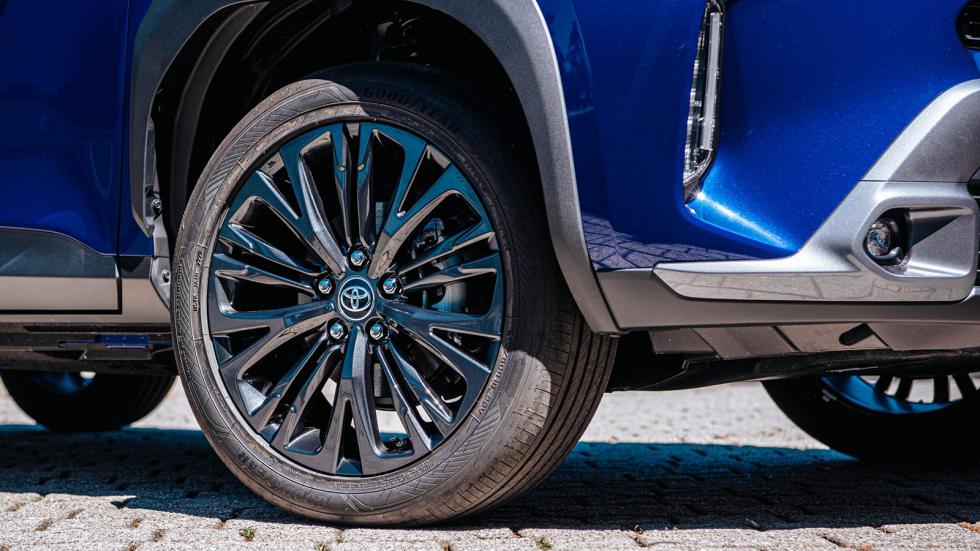 Οδηγούμε το νέο Toyota Yaris Cross