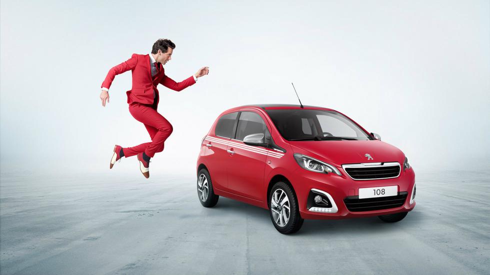 Ίσως ο πιο pop συνδυασμός για το Peugeot 108 με τον τραγουδοποιό και συνθέτη Mika.