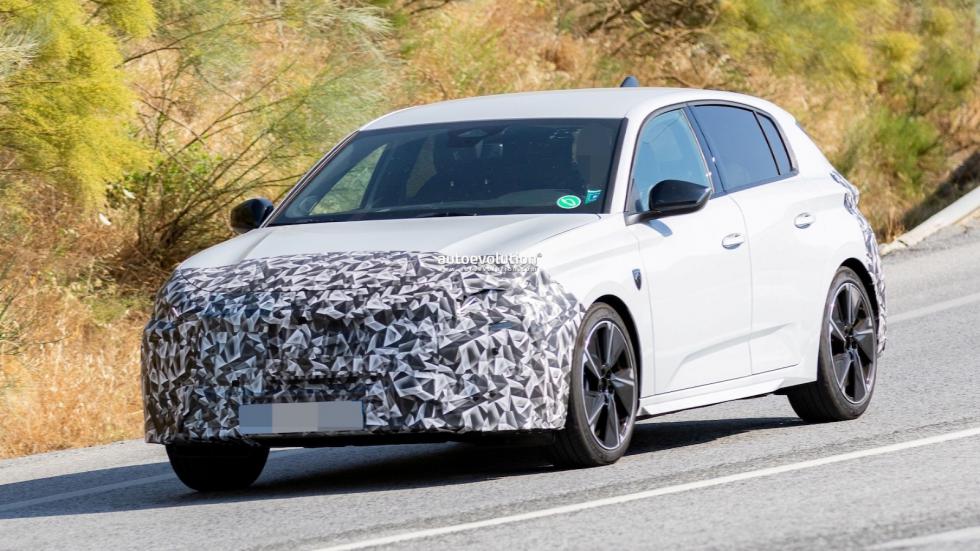 Ανανεωμένο Peugeot 308: Νέες κατασκοπευτικές φωτογραφίες και οι πρώτες πληροφορίες