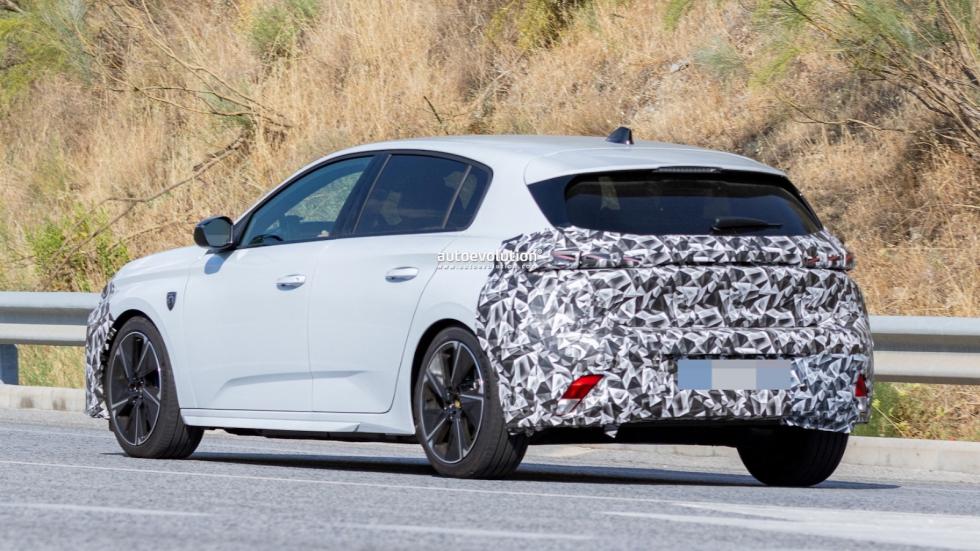 Ανανεωμένο Peugeot 308: Νέες κατασκοπευτικές φωτογραφίες και οι πρώτες πληροφορίες