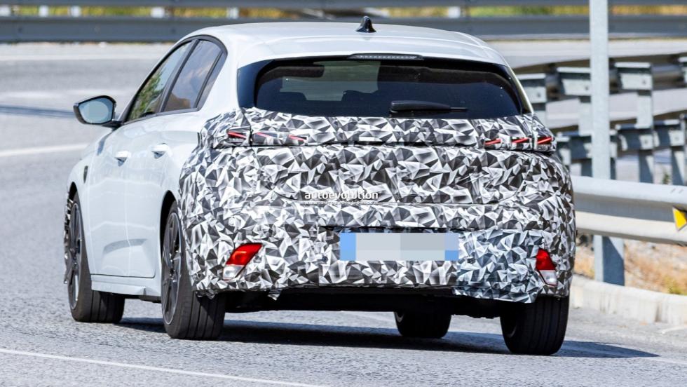 Ανανεωμένο Peugeot 308: Νέες κατασκοπευτικές φωτογραφίες και οι πρώτες πληροφορίες