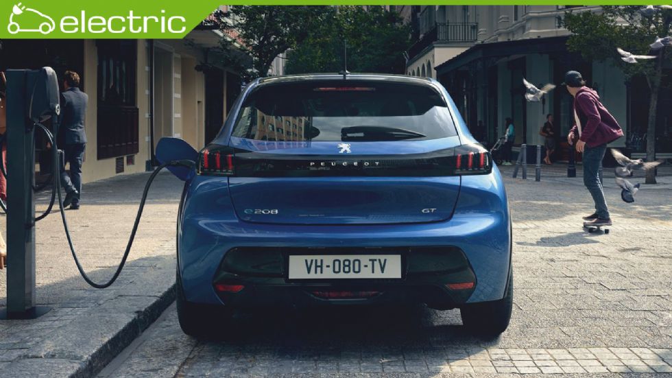 Η Peugeot βρίσκεται στην πρώτη θέση των πωλήσεων ηλεκτρικών αυτοκινήτων για το πρώτο οκτάμηνο του έτους καταλαμβάνοντας μερίδιο 25% στην ελληνική αγορά.