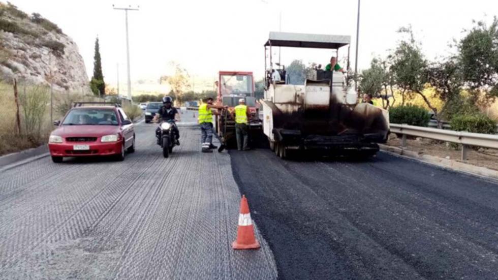 Συνεχίζεται η βελτίωση του οδικού δικτύου στον Πειραιά