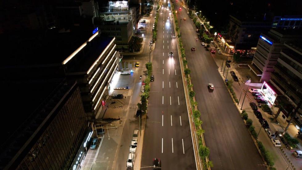 Μπαίνουν πιο φωτεινές και ανθεκτικές διαγραμμίσεις στην Λ. Συγγρού