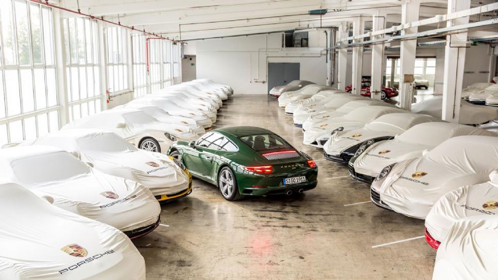 Αντί να πάει σε κάποιον ιδιώτη, το αυτοκίνητο θα παραμείνει στα χέρια της εταιρείας και μετά την απαραίτητη περιοδεία, θα πάρει τη θέση του στο μουσείο Porsche Museum.