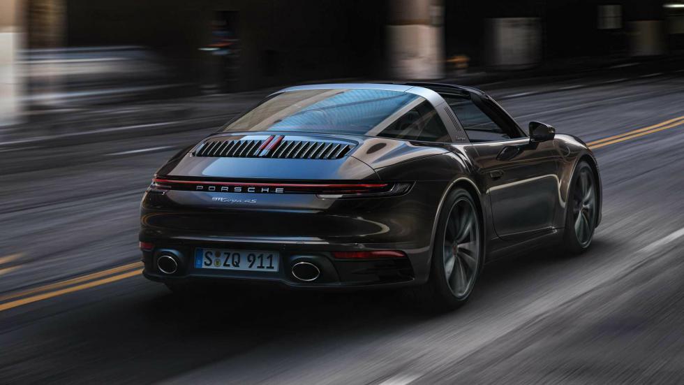 Ντεμπούτο για τις Porsche 911 Targa 4 και 4S