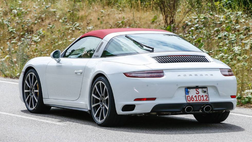 Στη φόρα η 911 Targa