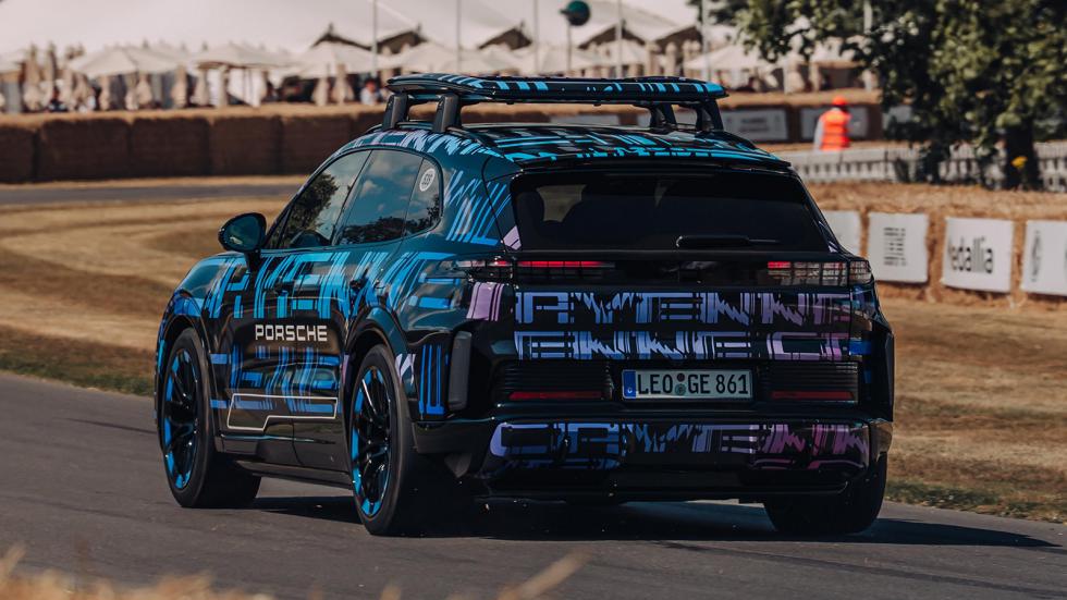 Έως και 1.000 ίππους θα αποδίδει η ηλεκτρική Porsche Cayenne