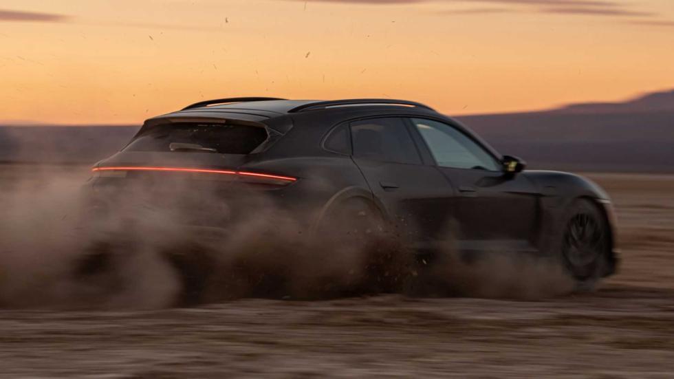 Νέες teaser εικόνες για την Porsche Taycan Cross Turismo
