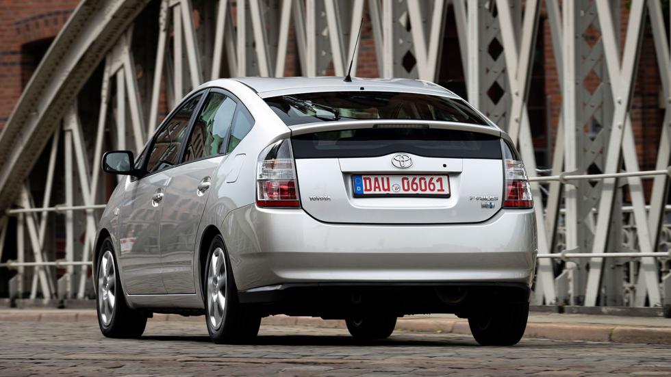 Toyota Prius: Κανείς δεν το πίστεψε, αλλά η Toyota κατέκτησε τον κόσμο
