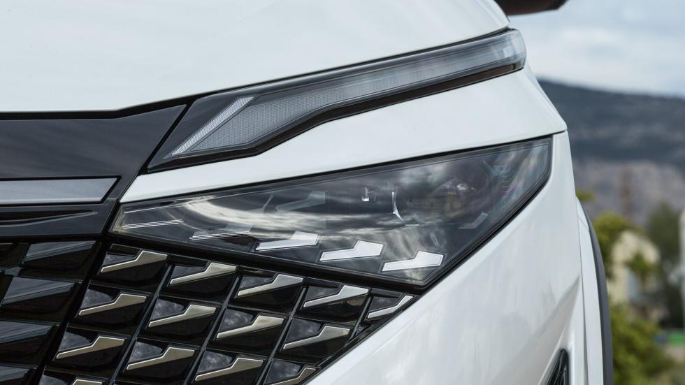 Είναι premium το Qashqai; Με αυτά τα χαρακτηριστικά μπορεί