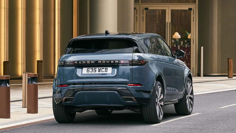 Φρεσκάρισμα και νέα καμπύλη οθόνη για το Range Rover Evoque