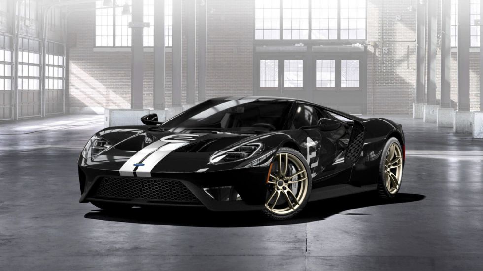 Το Ford GT 66 Heritage Edition διαθέτει σκούρο μαύρο χρώμα, σε γυαλιστερή ή ματ απόχρωση