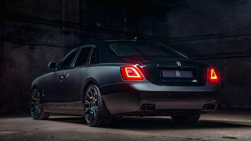Ήρθε η Rolls-Royce Ghost Black Badge γεμάτη «αλητεία»
