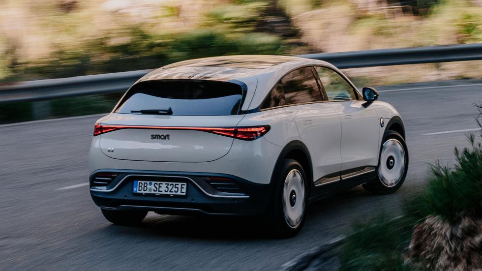H ιστορία της smart και η premium μάρκα ηλεκτρικών που είναι σήμερα