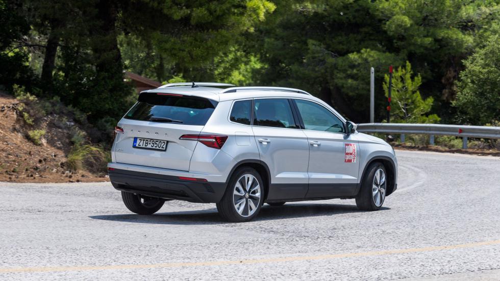 Συγκριτικό: VW T-Roc ή μεγαλύτερο Skoda Karoq με 6-7 κατοστάρικα plus;