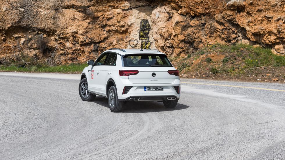 Συγκριτικό: VW T-Roc ή μεγαλύτερο Skoda Karoq με 6-7 κατοστάρικα plus;