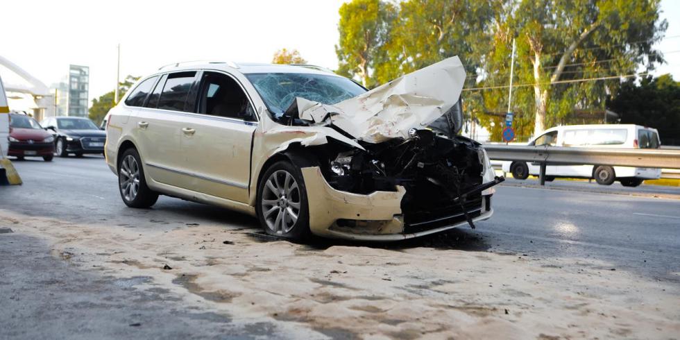 Τραγωδία στον Άλιμο: Νεκρή 65χρονη υπάλληλος καθαριότητας που την εμβόλισε Ταξί