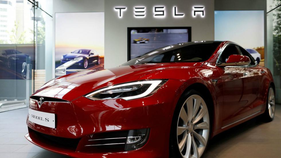 Η Tesla ανήρτησε πρόσφατα μία αγγελία με την οποία αναζητά προσωπικό για την εύρυθμη λειτουργία της.